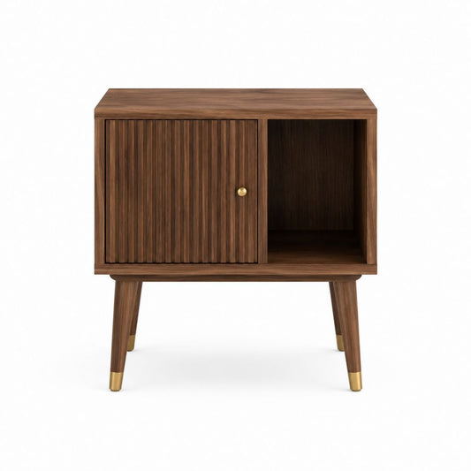 Table de chevet noyer en MDF plaqué avec porte striée et niche ouverte 60 x 40 x 65 cm